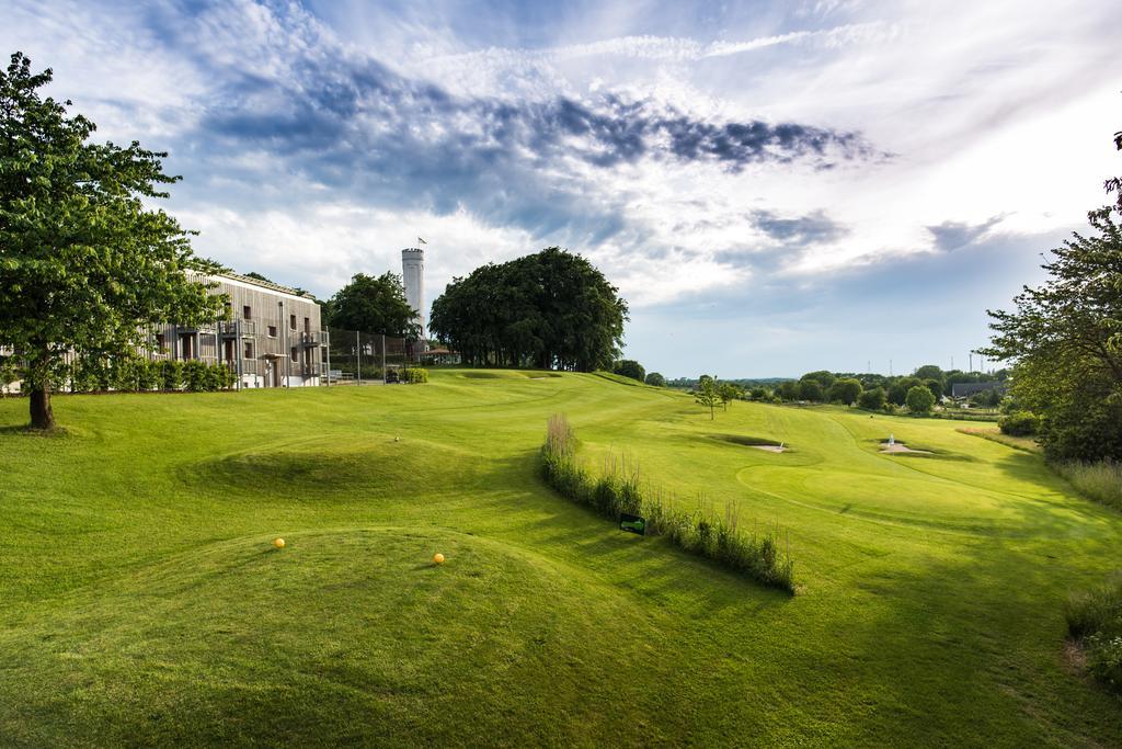 Romantik Hotel Schloss Ranzow โลห์เมอ ภายนอก รูปภาพ